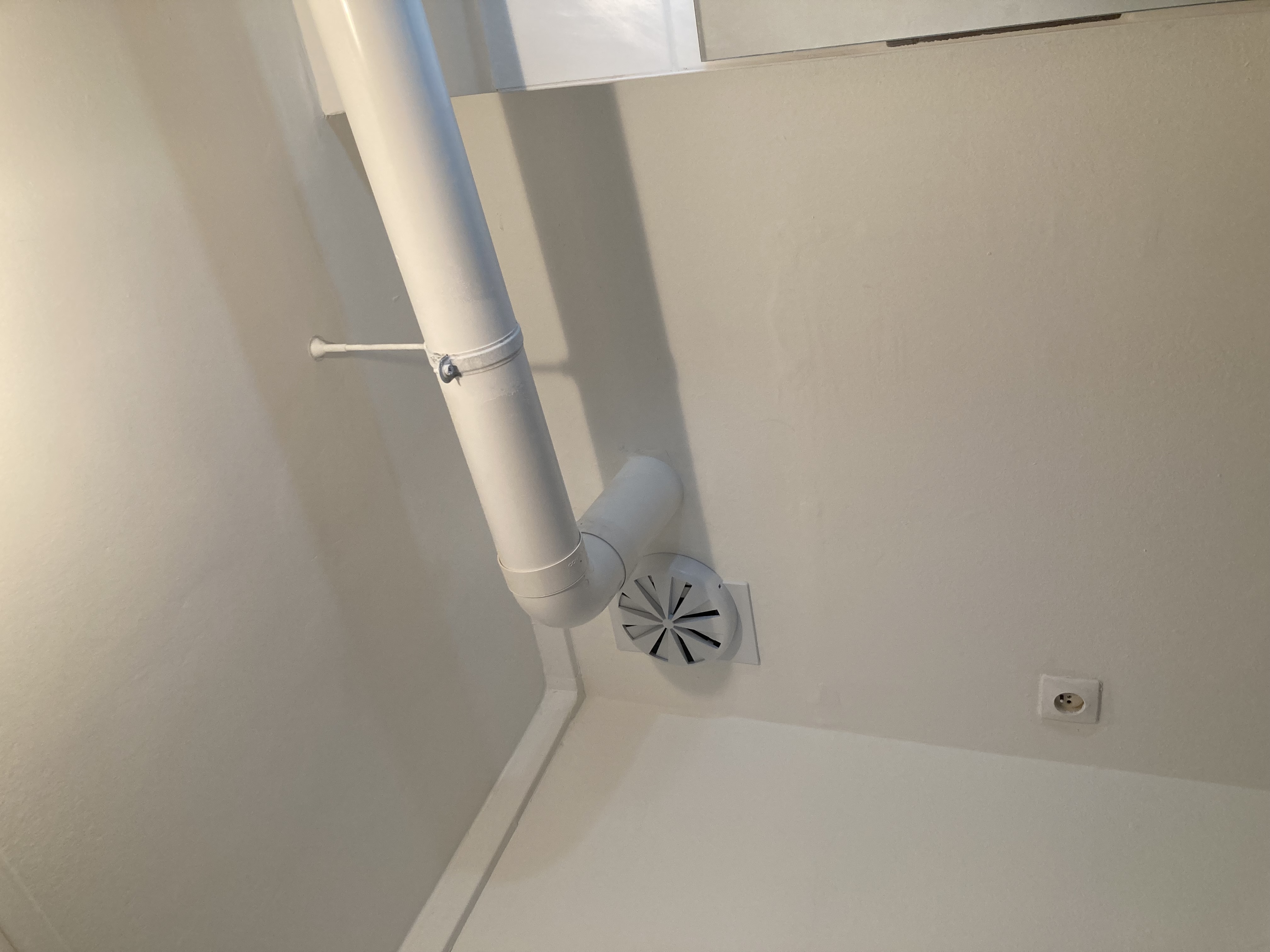Chantier de rénovation de 112 logements pour CDC Habitat Calvi réalisé grace à ITEC